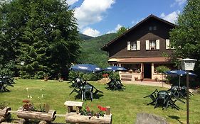 Le Chalet - Hotel